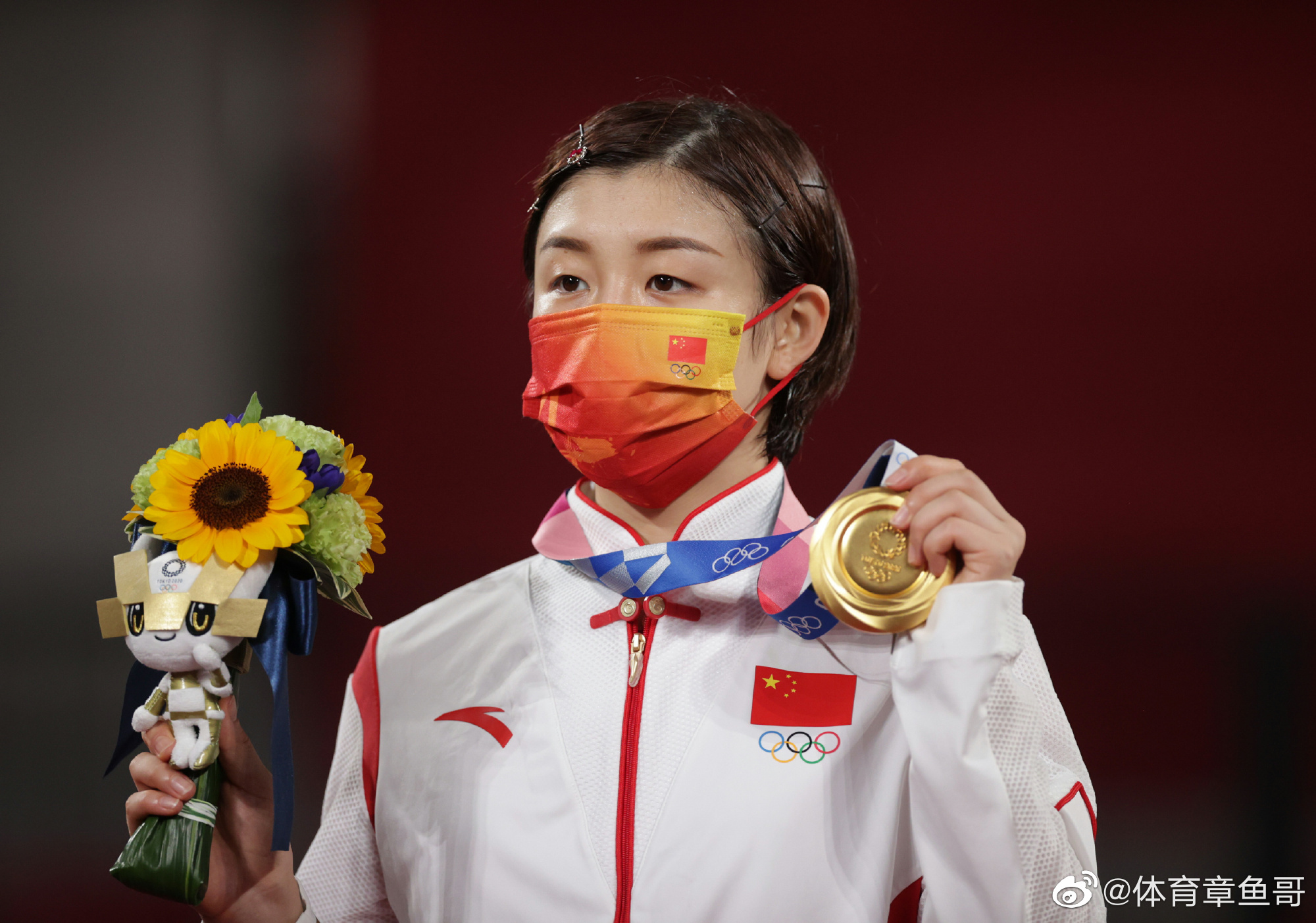 包含内蒙古草原狼苦战武汉卓尔，憾失三分的词条